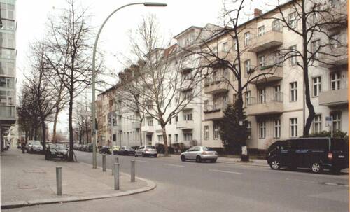 Hausansicht Front 2 - 2 Zimmer Etagenwohnung zum Kaufen in Berlin
