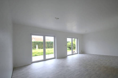 Wohnzimmer - Modernes Einfamilienhaus zur Miete