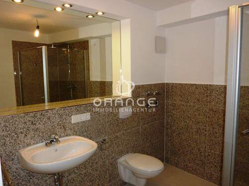 Eines der Badezimmer Objekt 3 - 