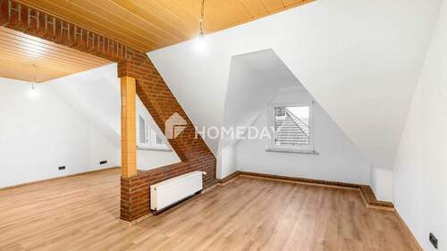 Wohnzimmer 1 - 3 Zimmer Etagenwohnung in Duisburg