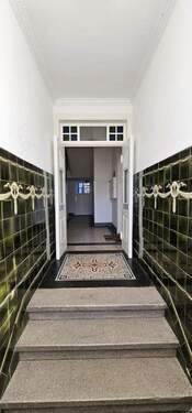 Terrazo und alte Kacheln - 4 Zimmer Etagenwohnung in Kiel-Friedrichsort