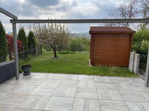 Aussicht von der Terrasse - Familientraum - Energieeffizientes Passivhaus in ruhiger Lage von S-Feuerbach - Provisionsfrei