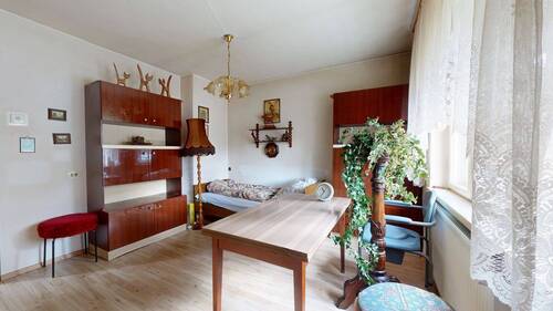 Wohnzimmer - 5 Zimmer Einfamilienhaus zum Kaufen in Markranstädt