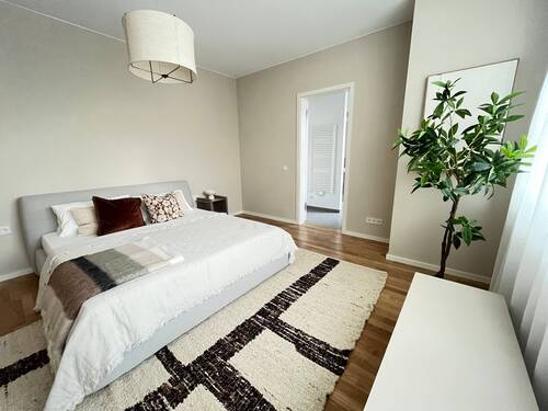 Schlafzimmer mit Bad - 