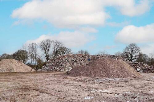 Bauschuttplatz - Verpachteter Bauschuttplatz in Detern