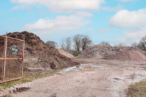 Zugang Bauschuttplatz - Grundstück zum Kaufen in Detern