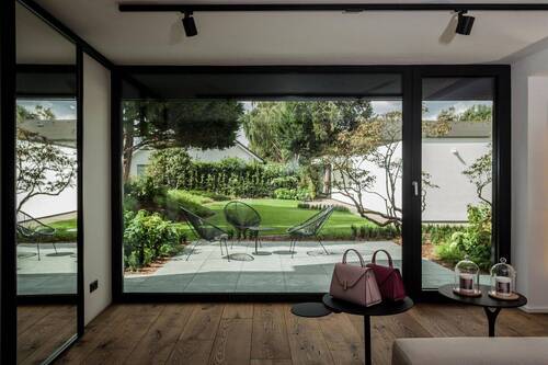 Blick auf die Terrasse - 