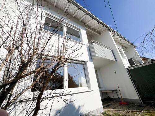 Hausansicht - 6 Zimmer Reihenmittelhaus in Siegen
