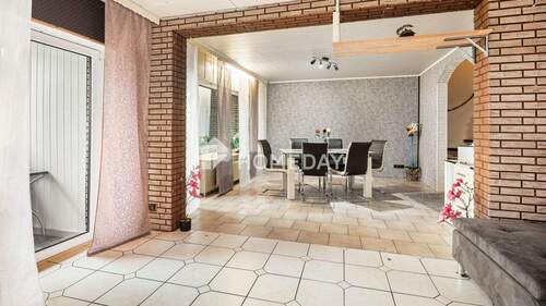 1. OG Wohnzimmer 2 - 