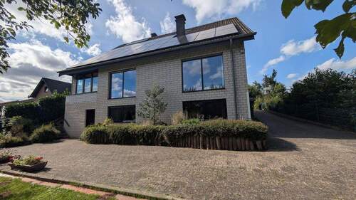 Bild 2 - 9 Zimmer Einfamilienhaus zum Kaufen in Mechernich