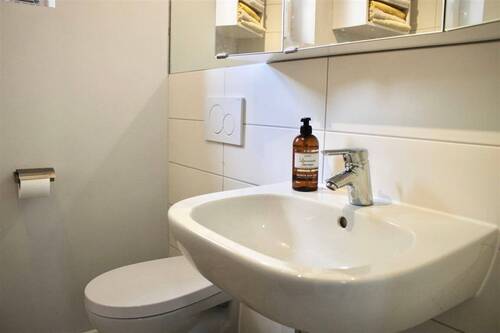 Tageslichtbad mit Wanne - 