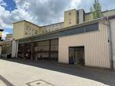 Lager mit Schauer - Mehrfamilienhaus, Wohnhaus in Gera