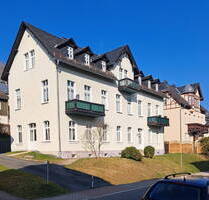 Lichtdurchflutete großzügige 3-Zimmer Erdgeschosswohnung - Bad Elster