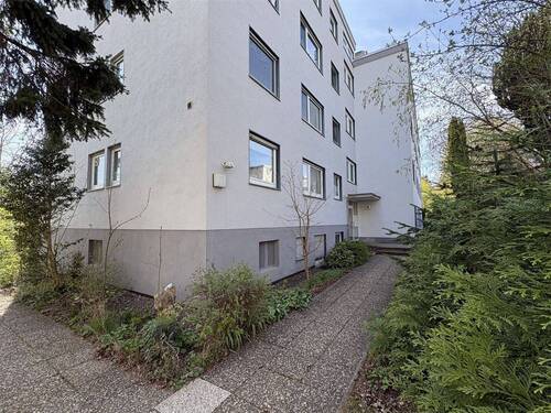 Seitenzugang vo der Straße - 