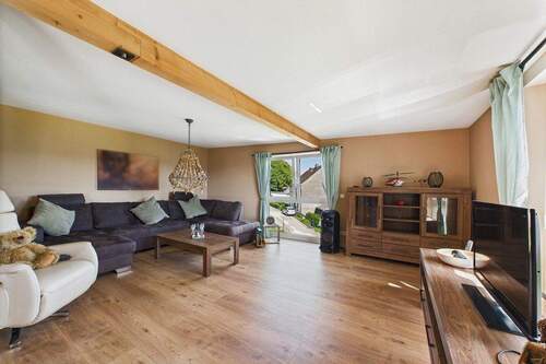 CAM03586G0-PR0054-STILL006 - Reihenmittelhaus mit 296,00 m&sup2; in Warstein / Hirschberg zum Kaufen