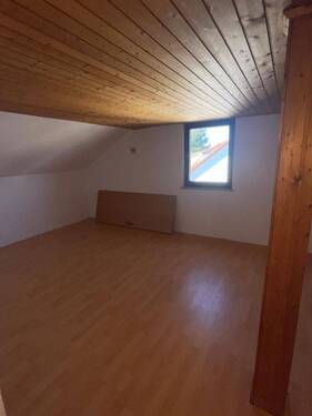 Dachgeschosszimmer - 