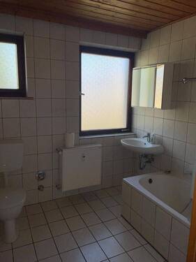 Modernes Badezimmer - 