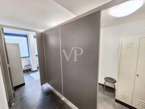 5f77aa82-775c-4950-a379-546ddcd8a11e - 