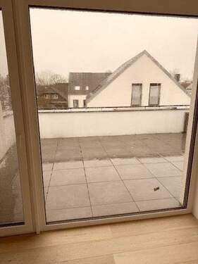 Terrasse - 4 Zimmer Terrassenwohnung in Kaarst