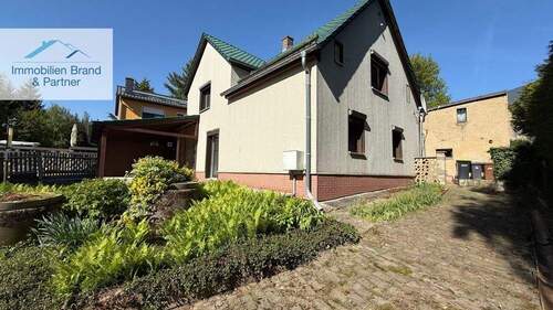 Bild 1 - Eckgrundstück in Osterfeld - 190.900,00 EUR Kaufpreis, ca.  110,00 m² Wohnfläche