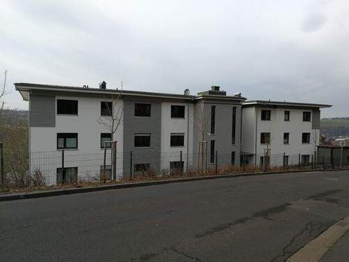 Hausansicht - 3 Zimmer Etagenwohnung zur Miete in Melsungen