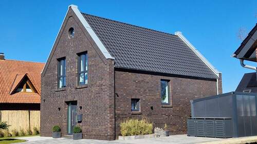 Referenzobjekt - Hanseatische Architektur trifft modernes Wohnen - Neubau-EFH in begehrter Lage Alexandersfeld