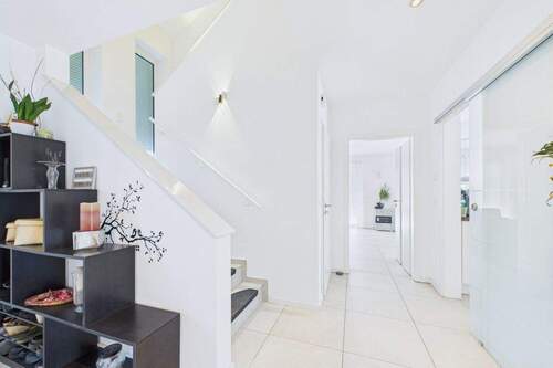 CAM03586G0-PR0051-STILL012 - 