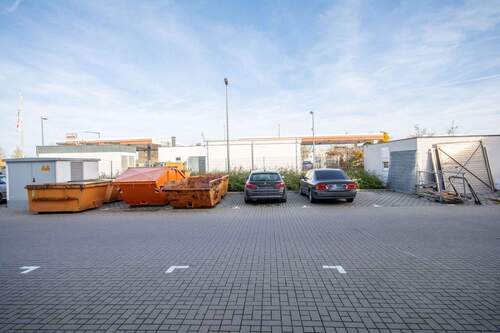 10 Stellplätze ... - 