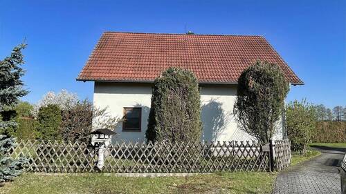 Seitenansicht - Einfamilienhaus mit 99,00 m&sup2; in Wittichenau zum Kaufen