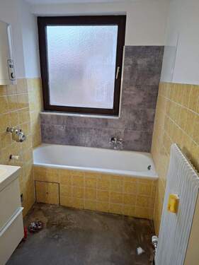 Bad wird renov.jpg - 