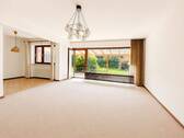 Wohnzimmer - Mehrfamilienhaus, Wohnhaus mit 144,00 m&sup2; in Stuhr zum Kaufen