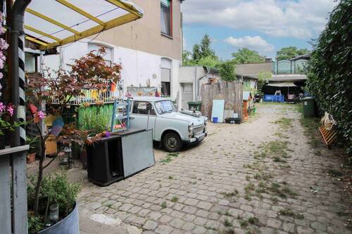 Hof_vorne - Mehrfamilienhaus, Wohnhaus in Oberhausen zum Kaufen
