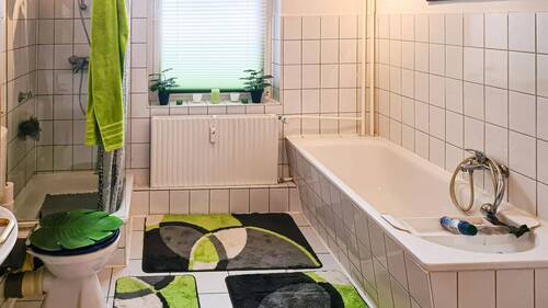 OG - Vollbad + Dusche - 