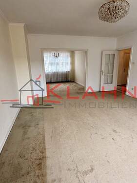 großzügiger Wohn-Essbereich - 