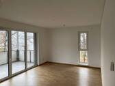 Wohnzimmer - 4 Zimmer Etagenwohnung zur Miete in Erlangen