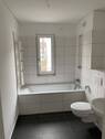 Bad mit Wanne - 