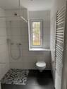 Bad mit Dusche - 