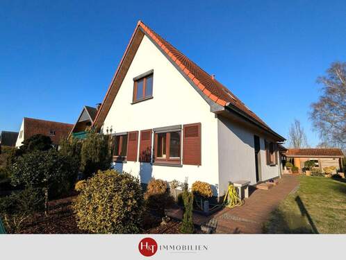 H&T Immobilien - Einfamilienhaus in Weyhe / Erichshof - Ein- bis Zweifamilienhaus mit Gartenidylle in Weyhe