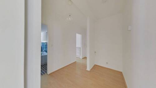 Diele - 2 Zimmer Etagenwohnung in Köln