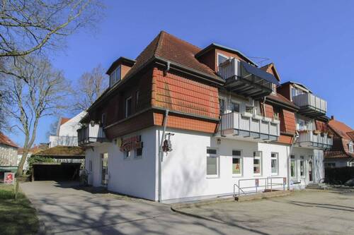 Stralsund vorn links - Mehrfamilienhaus, Wohnhaus in Stralsund zum Kaufen