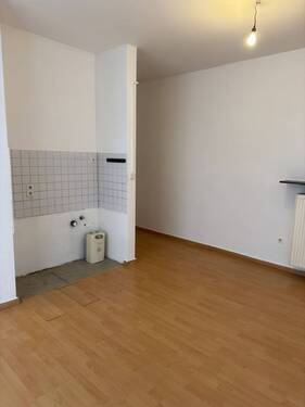 IMG_3869 - Kopie.jpg - 2 Zimmer Etagenwohnung zur Miete in Frankfurt am Main