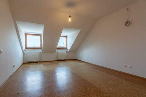 Schlafzimmer (1) - Etagenwohnung mit 76,20 m&sup2; in Passau zum Kaufen