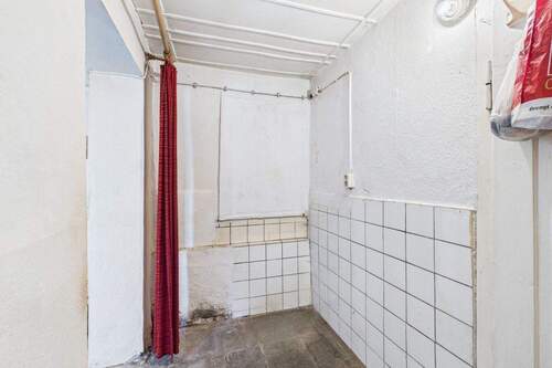 Übergang von Küche zu Bad EG - 