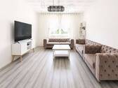 Wohnzimmer - Solide vermietete 3-Zimmer-Wohnung mit Balkon und EBK in Reinickendorf