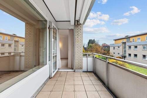 Balkon - Etagenwohnung mit 92,00 m² in Hamburg / Meiendorf zum Kaufen