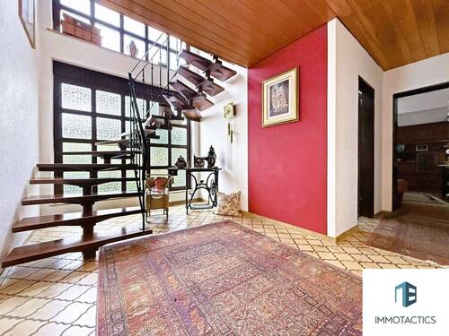 Flur EG - 6 Zimmer Einfamilienhaus zum Kaufen in Altenbamberg