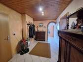großzügiger Eingangsbereich - 5 Zimmer Einfamilienhaus zum Kaufen in Eisenhüttenstadt / Fünfeichen