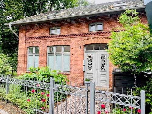 Aussen Markt 4 - Mehrfamilienhaus, Wohnhaus in Geesthacht zum Kaufen