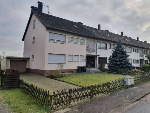 Zündorf-Seitenansicht - Mehrfamilienhaus, Wohnhaus in Köln