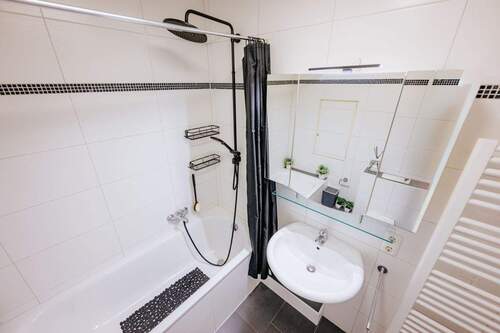 Bad - Etagenwohnung mit 68,00 m&sup2; in Bielefeld / Senne zum Kaufen